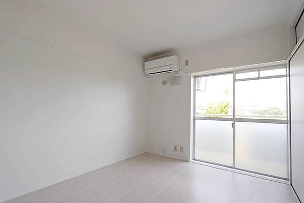 apartment 東京都港区虎ノ門４丁目3-13　ヒューリック神谷町ビル4階