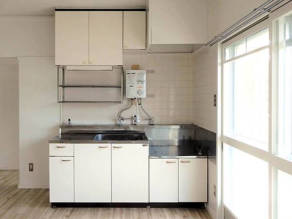 apartment 東京都港区虎ノ門４丁目3-13　ヒューリック神谷町ビル4階