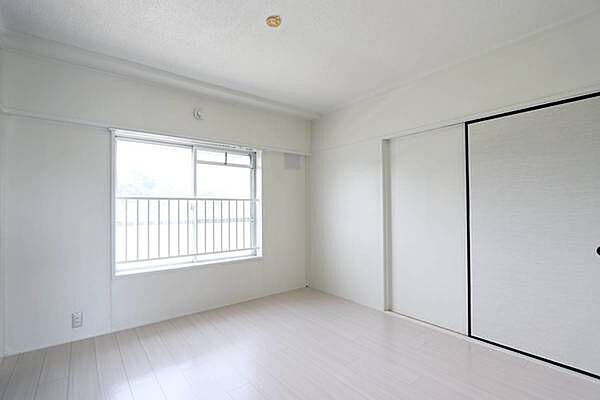 apartment 秋田県大館市釈迦内字街道上112-2
釈迦内の賃貸情報を見る
物件地図