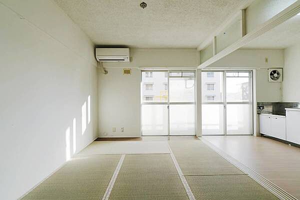 apartment 秋田県能代市能代町字中川原33-41
中川原の賃貸情報を見る
物件地図