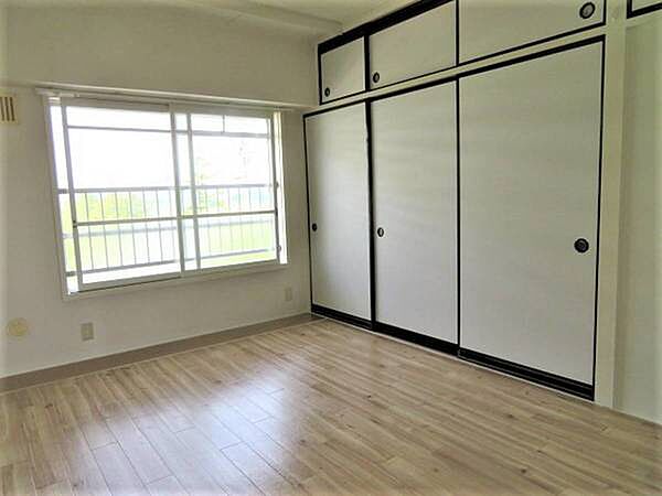 apartment 青森県平川市新館藤山31-12
地図を見る