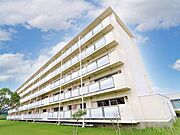 厚東駅より徒歩75分 築41年 5階建の賃貸物件