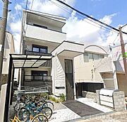 ＬａＬｕｎａＫｏｍａｔｓｕ 2階 築5年4ヶ月の賃貸物件