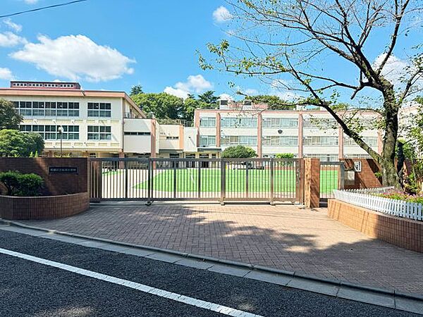 板橋区立桜川小学校 徒歩6分。 430m