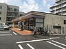 周辺：セブンイレブン板橋前野町1丁目店 徒歩2分。 100m