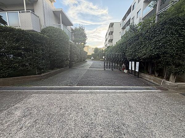 駐車場入口
