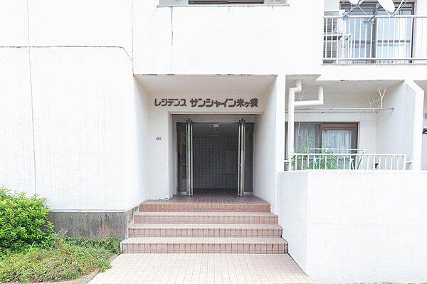 マンションエントランス