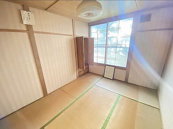 detached 北海道室蘭市陣屋町2丁目10-24
地図を見る