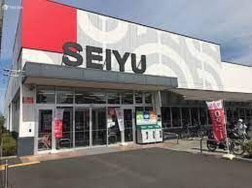 西友滝山店 徒歩5分。 350m