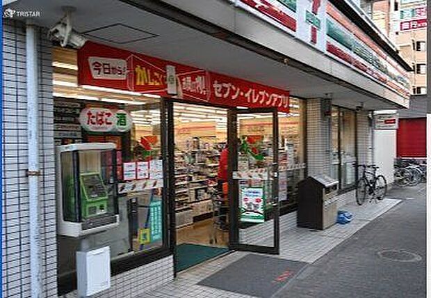 セブンイレブンムサシ小金井北口店 180m