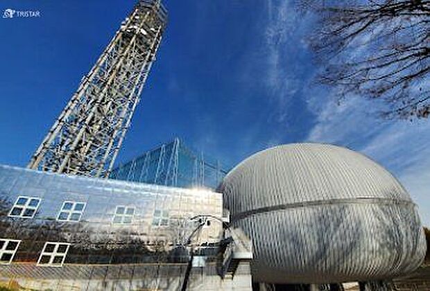 多摩六都科学館 徒歩12分。 920m