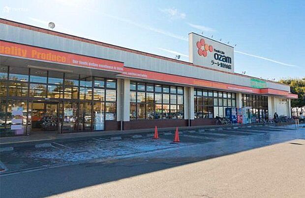 オザムラーレ東村山店 徒歩10分。 740m