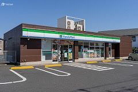 ファミリーマート西東京谷戸町店 徒歩6分。 440m