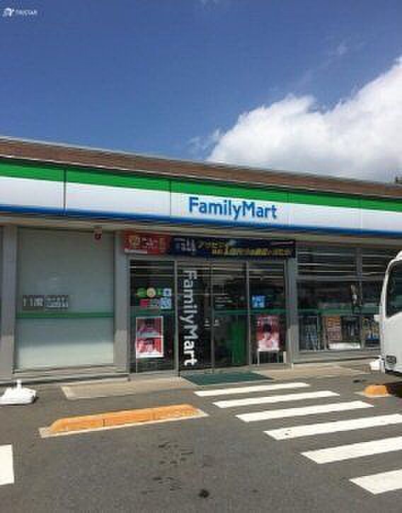 ファミリーマート東村山久米川町店 1010m