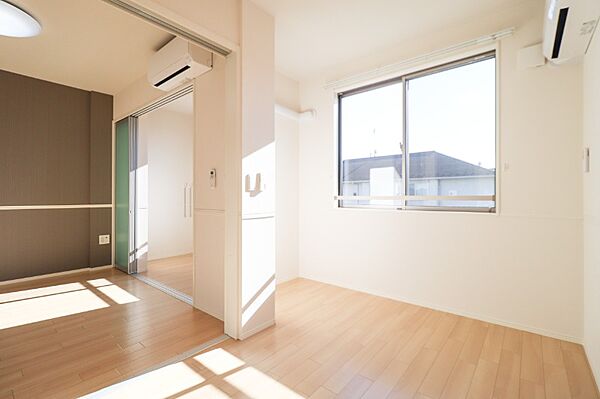 apartment 茨城県古河市東牛谷
物件地図