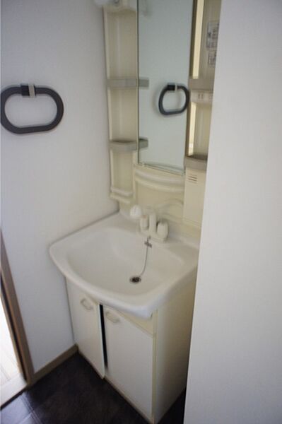 apartment 栃木県下都賀郡野木町大字潤島
物件地図