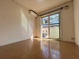 プロヴァンス高野台 1階1LDKのリビング/ダイニング