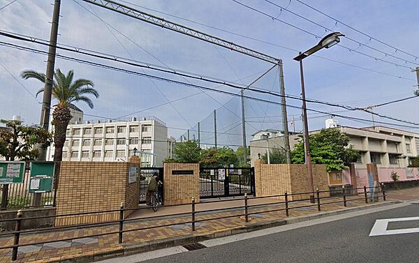 大和田小学校300ｍ