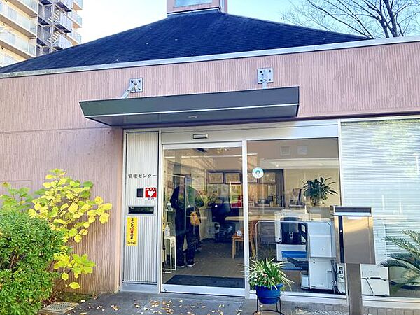 24時間有人管理を導入しているので、お年寄りや女性の一人暮らしでも安心です。