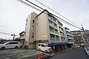 関大前駅より徒歩10分 3階 築44年2ヶ月の賃貸物件