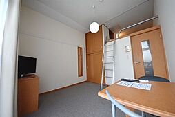 レオパレスゴールドクレスト 205 2階1Kのリビング/ダイニング