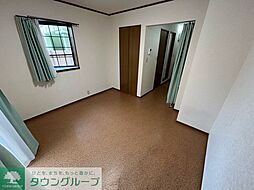 ウエストポール 105 1階ワンルームのリビング/ダイニング