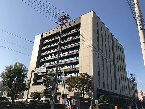 静岡市　清水区役所営業時間：平日8：30～17：15閉庁日：土日祝日および12/29～1/3 580m
