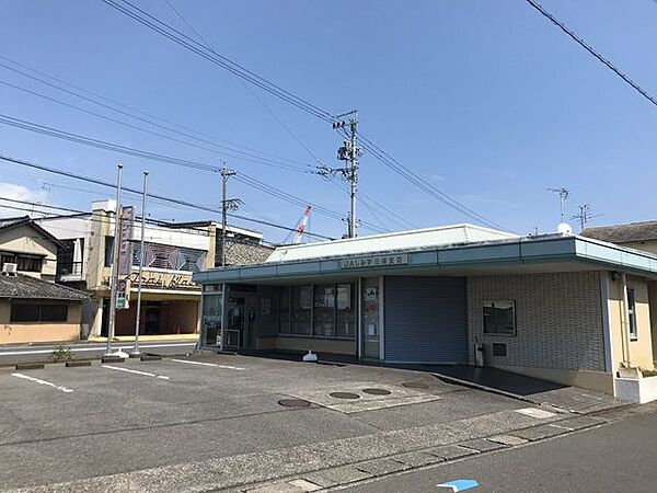 JAしみず　三保支店取扱業務　貯金・共済金融共済窓口　8：30～15：00(昼12：00～13：00休業)●ATM設置 820m