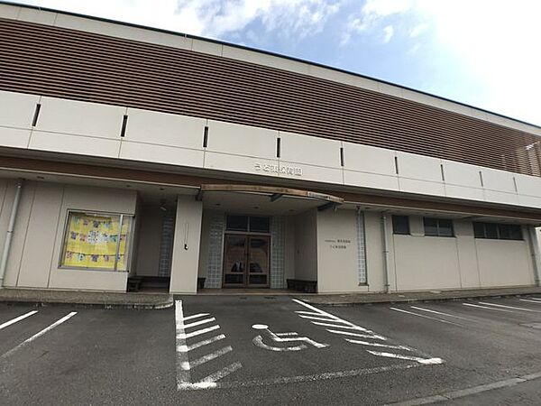うど東保育園≪保育目標≫個性が輝く毎日を≪定員≫120名≪対象年齢≫生後2ヶ月から就学前6歳≪保育時間≫7：00～19：00 230m