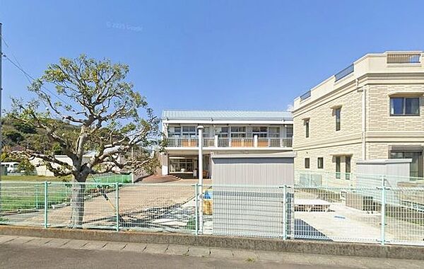 静岡市立蒲原東部こども園≪教育目標≫心も体もたくましい蒲原の子≪定員≫90名≪保育時間≫7：00～18：00≪受入年齢≫生後6か月～就学前≪休園日≫日・祝日・年末年始 610m