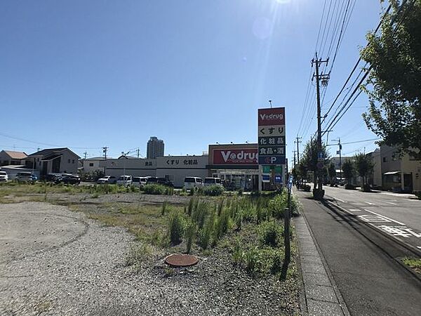Ｖドラッグ　清水辻店営業時間　9：00～21：00《年中無休》●酒●証明写真●コピーサービス●写真プリント 190m
