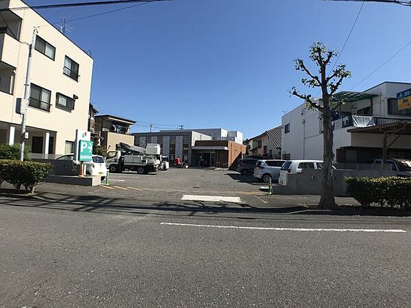 静清信用金庫　矢倉支店窓口　平日　9：00～15：00ATM　平日　8：00～21：00　　　　土曜　8：45～19：00　　　　日祝　8：45～17：00両替機　平日　9：00～ 230m