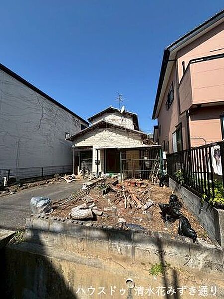 南側接道面・・・比較的コストを抑えて土地購入できるため、こだわった仕様を導入することも可能です♪