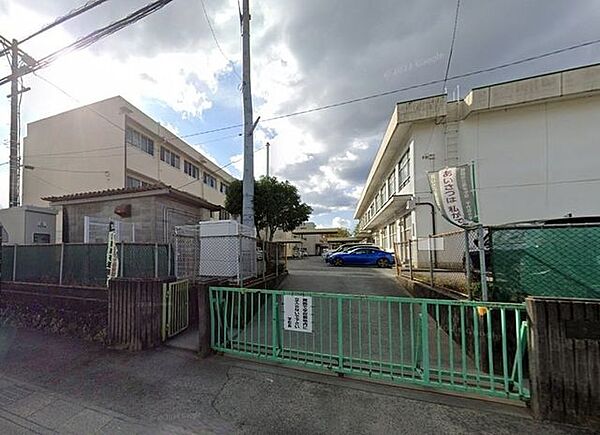静岡市立横内小学校≪教育目標≫豊かな心とやりぬく力をもつ子≪重点目標≫自ら取り組む子」の育成●児童数（2023年度）…625名 1050m