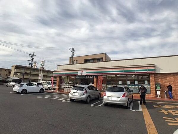 セブンイレブン　静岡馬渕店 490m