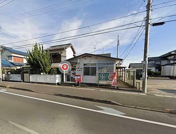 静岡手越郵便局郵便　9：00～17：00(土日祝休業)貯金　9：00～16：00(土日祝休業)ATM　平日9：00～17：30土曜～12：30(日祝休業)保険　9：00～16：00(土 700m