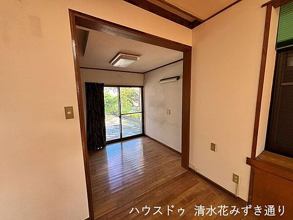 洋室を拡大表示