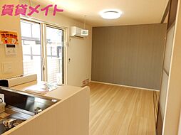 カーム・ハイツ 1階1LDKのリビング/ダイニング