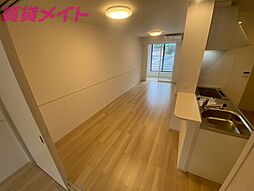 ブリアンIII 1階1LDKのリビング/ダイニング