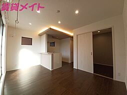 ＡＺＵＲ東富田 2階1LDKのリビング/ダイニング