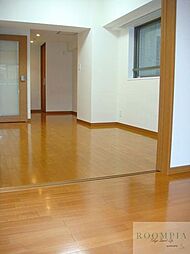 ドゥーエ五反田 201 2階1LDKのリビング/ダイニング