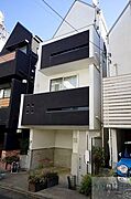 緑が丘駅より徒歩2分 築16年 3階建の賃貸物件