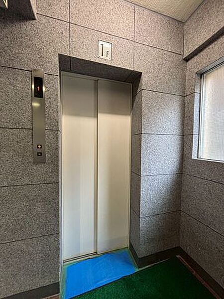 【エレベーター】