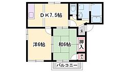 リヴァティー辻井 2階