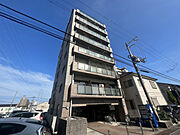 亀山駅より徒歩9分 5階 築29年の賃貸物件