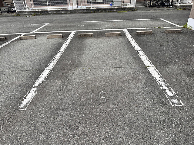 7 / 11