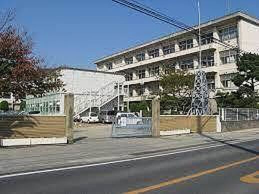 倉敷市立児島小学校倉敷市立児島小学校 444m