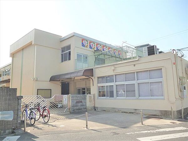 ひまわり保育園 610m