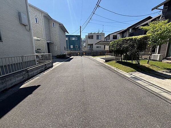 閑静な住宅地で落ち着いた住環境です