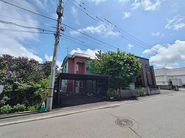 detached 北海道札幌市西区八軒六条西１丁目8番11号
地図を見る